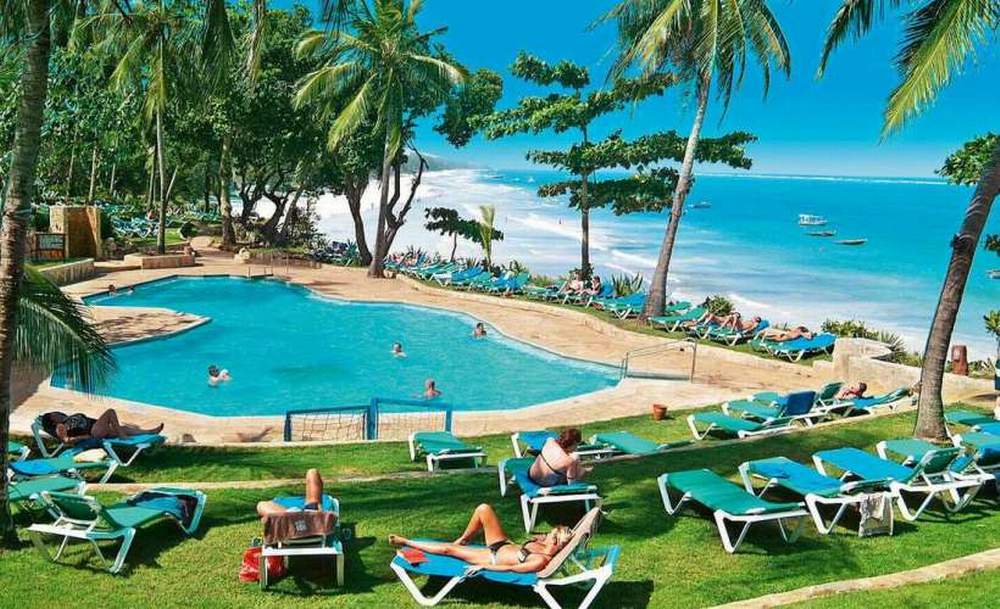 10 Day Kenya Safari and Mombasa Beach Holiday